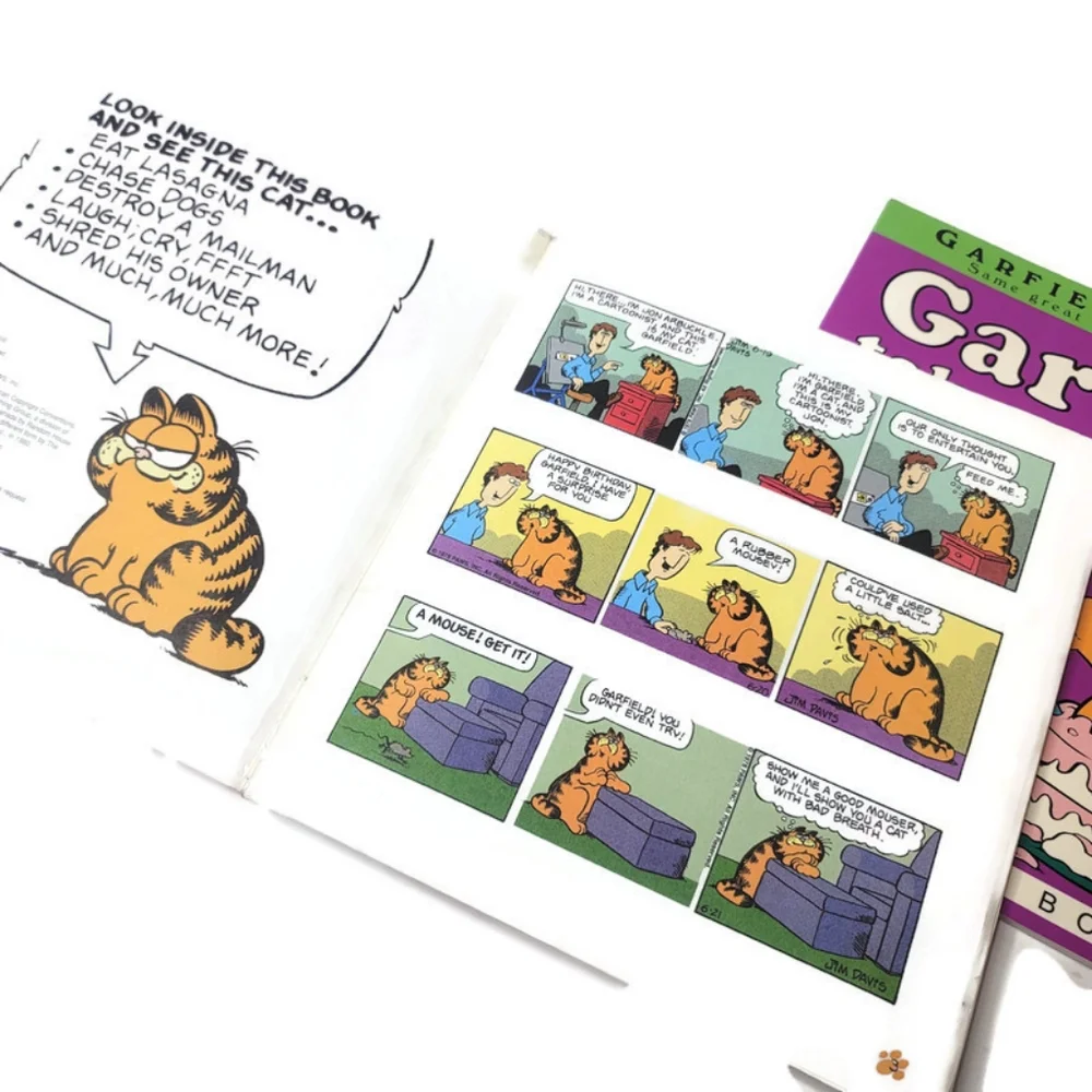 Garfield classics book bundle. Garfield at large and Garfield takes the cake - Picture 3 of 7